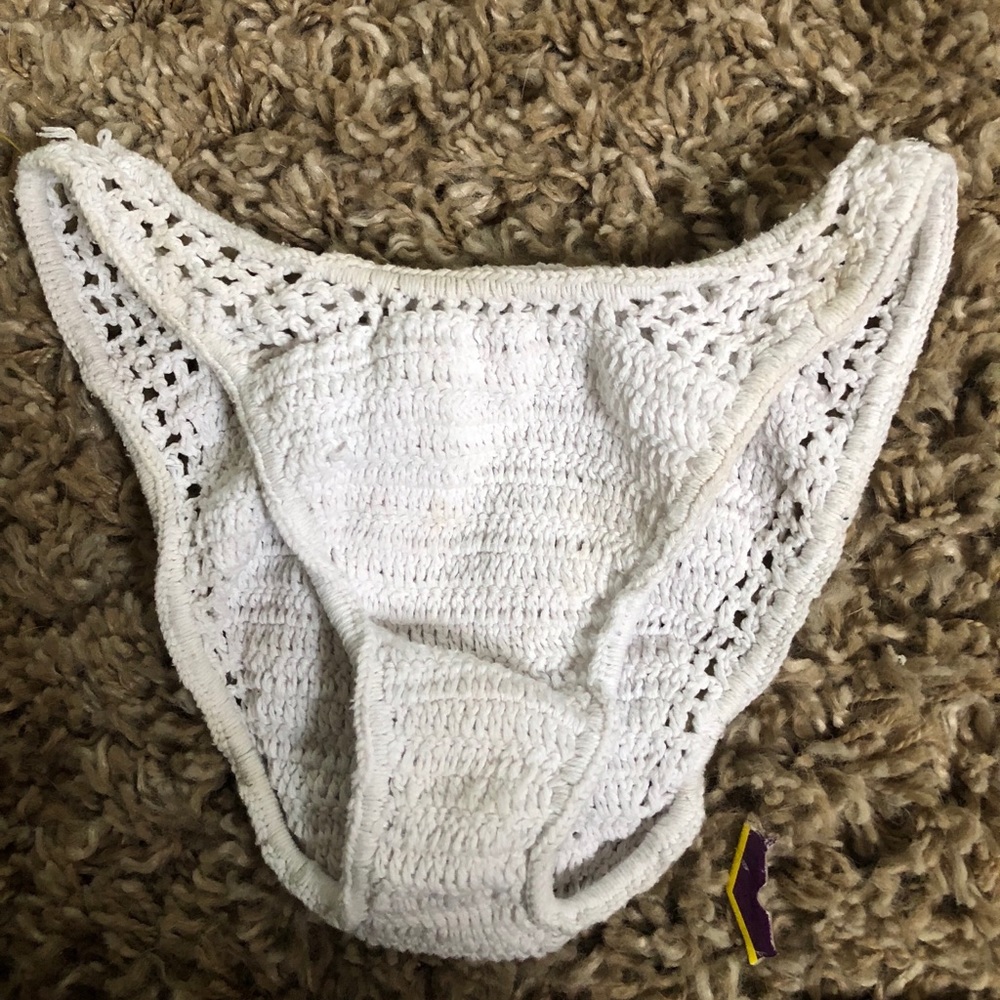 Andi Bagus crochet white suit - Picture 3 of 5